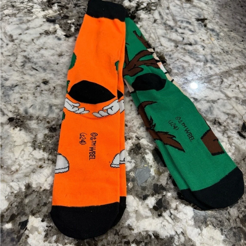 Tasmanian Devil & Marvin the Martian Socks mens